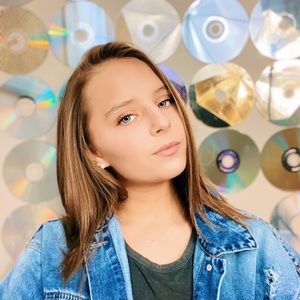 Meet your Posher, Ashton